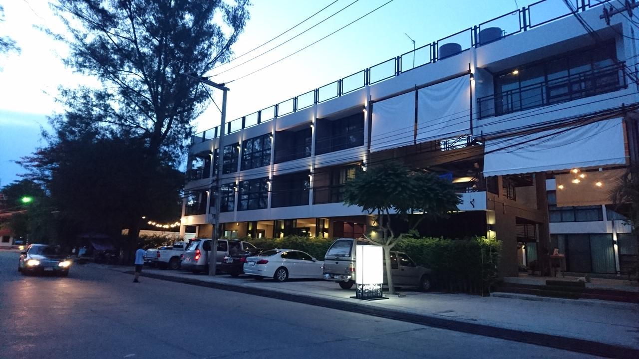 Hotel Bluemoon Cha-Am Exterior foto